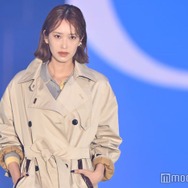 元日向坂46佐々木久美、スタイル際立つ秋コーデ クールな表情で魅了【ガルアワ2025AW】