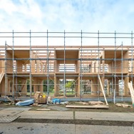 DLT木造仮設住宅:坂茂建築設計