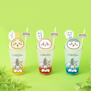 なんか大きい討伐成功!クリームソーダ 各1,320円(税込)「ちいかわレストラン」新たなフェア“討伐フェア”