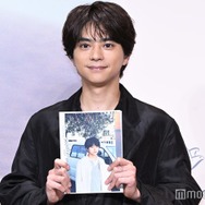 timelesz佐藤勝利、初ソロ写真集は“心の盾”「こんな顔自分でも知らなかった」【プレス取材会全文】