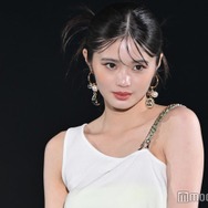 元Girls2原田都愛、ミニ丈ボトムスから美脚披露「スタイルレベチ」「可愛い」の声