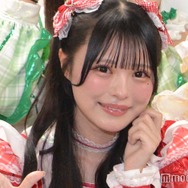 人気アイドル、ノースリトップスで美肩披露 ジブリ展満喫ショットに「ヒロインみたい」「肌が輝いてる」の声