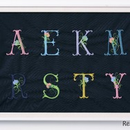 イニシャル花文字刺繍