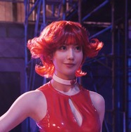 令和版「キューティーハニー」変身姿一挙公開 OL・オタク・ホスト…タイトスーツに身包んだ“愛と正義の戦士姿”も