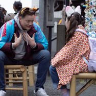 『レンタル・ファミリー』©2025 Searchlight Pictures. All Rights Reserved.　