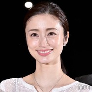 上戸彩“ギャン泣き”長女を寝かしつけた大物俳優告白「30分くらいかけて…」