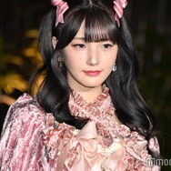 美人YouTuber、ミニスカ制服姿にファン悶絶「ツインテールも可愛すぎ」「現役いける」