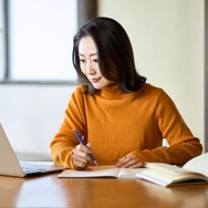 52歳女性「自分の人生、本当は何がしたい？」安定を手放して、本音の人生を歩みたくなった理由とは