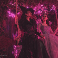 「リトル・マーサ」『ウィキッド』フォトプラン© Universal City Studios. All Rights Reserved.