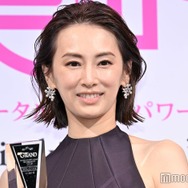 北川景子、美を保つために20年以上続けていること 美肩輝くドレス姿で登場