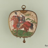 重要文化財　木製彩色婦人乗馬図華鬘（もくせいさいしきふじんじょうばずけまん）