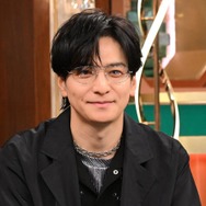 生田斗真、デビュー曲「スーパーロマンス」テレビ初披露 音楽活動を後押ししたアーティストとの秘話も