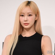 aespaジゼル「jimoto」日本満喫ショット公開 黒スキニー姿に「隠せないオーラ」「遭遇したい」と反響