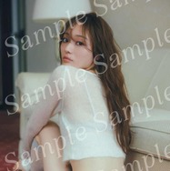 乃木坂46梅澤美波、透けニット姿で美くびれ披露 2nd写真集封入ポストカード第6弾公開【透明な覚悟】