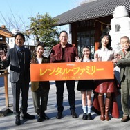 『レンタル・ファミリー』©2025 Searchlight Pictures. All Rights Reserved.　