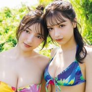 “エリマリ姉妹”Erika＆百瀬まりな、ビキニ姿で美バスト披露「ヤンマガ」表紙登場