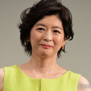 中山忍、ほっそり二の腕際立つノースリ姿公開「真似したい」「上品で素敵なワンピース」と反響