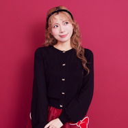 ミニー／リボンボタンUVカーディガン（Black）￥11,500