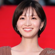 岡崎紗絵、純白ウエディングドレス姿披露 ドラマオフショットに「美しすぎる花嫁」「目に焼き付けました」と反響