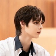 ジャスティン「応答せよ！僕らのハイスクール」(C) 2026 SM ENTERTAINMENT & eggiscoming CO., Ltd. ALL RIGHTS RESERVED.