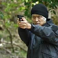 「リブート」“裏社会監修”丸山ゴンザレス氏、鈴木亮平の探究心に共感 警棒での殴打・死体埋め…犯罪者の殺し方も伝授【インタビュー】