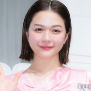 村重杏奈、熱愛報道後に会見登場 報道陣から質問殺到も笑顔でシャットアウト「己のことは己でやる！」