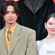 山崎賢人、“相棒”山田杏奈とのシーン回顧「一緒に撮影があると安心します」【ゴールデンカムイ 網走監獄襲撃編】