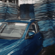 義実家で…4歳の孫「ここにも洗車場あればいいのに」祖母「用意しとこうね」→次に訪れると“まさかの完成度”に「大興奮」