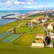 日本からの英国ボーディング留学生が 9 年連続増加