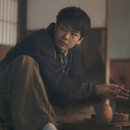 『脛擦りの森』© 『脛擦りの森』プロジェクト