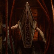 『リターン・トゥ・サイレントヒル』(C)2026 Room 318 Productions, Inc.