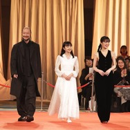 「８番出口」河内大和、ブレイズヘアで登場 中島瑠菜＆白山乃愛も艶やか衣装着こなす【第49回日本アカデミー賞】