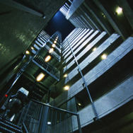 『殺し屋１ 4K』©山本英夫/小学館「殺し屋1」製作委員会2001