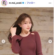 「バチェラー5」参加美女、ミニスカ×透けタイツから美脚スラリ「大人っぽくてドキッとした」「スタイル抜群」の声