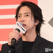 シソンヌ長谷川、山下智久の“芸人並み”アドリブ量に驚き 共演者同士の仲良し秘話も「学校みたい」【正直不動産】