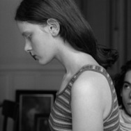 『愛の世紀』 ©️ 2001 Avventura Films/Peripheria/Canal+/Arte France Cinéma/Vega Film/RTS