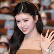 NiziUリマ、雪景色の中でのショートヘアスタイル披露「綺麗めお姉さんで素敵」「めちゃくちゃ新鮮で斬新」とファン歓喜