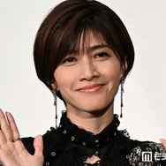 内田有紀、元俳優・柏原崇氏との結婚発表「ともに歩んできた時間が家族という形になりました」【全文】