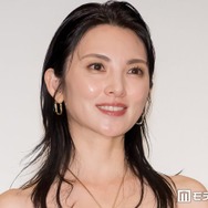 田中麗奈、舞台挨拶でのサプライズに涙「生きるために今もお芝居してる」女優業への思い語る【黄金泥棒】