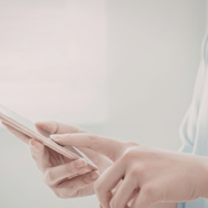 「メールだよ」孫の声を着信音に設定…→いつの間にか“孫仕様”の携帯にほっこり