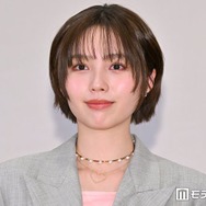 秋田汐梨、“人生最短”30cmヘアカット「もっといってくださいと言われ…」ゲイの青年に恋する女子高生の役作り語る【share】