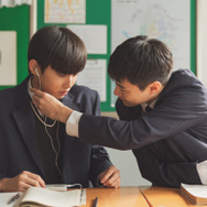 globeの名曲「DEPARTURES」が紡ぐ切なく揺れる思い『君と僕の5分』本予告＆場面写真