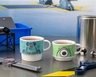 ホットコーヒー/ホットティー/ホットミルク　税込690円「モンスターズ・インク」OH MY CAFE(C)Disney/Pixar