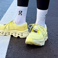 なぜいまランニングは自己表現として広がるのか。オンのランイベントで見えたこと