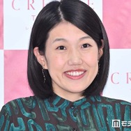 横澤夏子「平成を詰め込んだ」“ボンボンドロップシール”大量のスマホケース披露「センスある」「シール帳の1ページみたい」