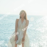 卒業発表の乃木坂46梅澤美波、“ラストメッセージ入り”ポスター付き写真集が登場 プロデュースグッズ事前販売にて【透明な覚悟】