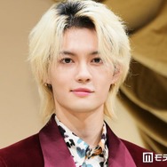 M!LK佐野勇斗、新髪色に絶賛の声「破壊力抜群」「平成感ある」