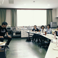 『心耳～耳を澄まさぬ表現者たち』(C)2025社会福祉法人トット基金