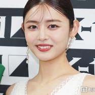 古畑星夏、黒ビキニ姿で美ボディ開放 タイのビーチ満喫ショットに「スタイル抜群」「マーメイドのような美しさ」と反響