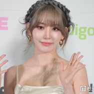 LE SSERAFIMサクラ、金髪ロングポニーテール姿にファン悶絶「ショートもロングも似合う」「お姫様すぎる」